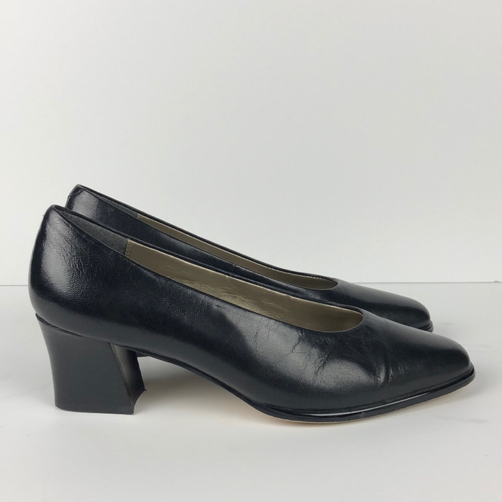 Caressa Heels Size 7 1/2 M Women’s Black Leather